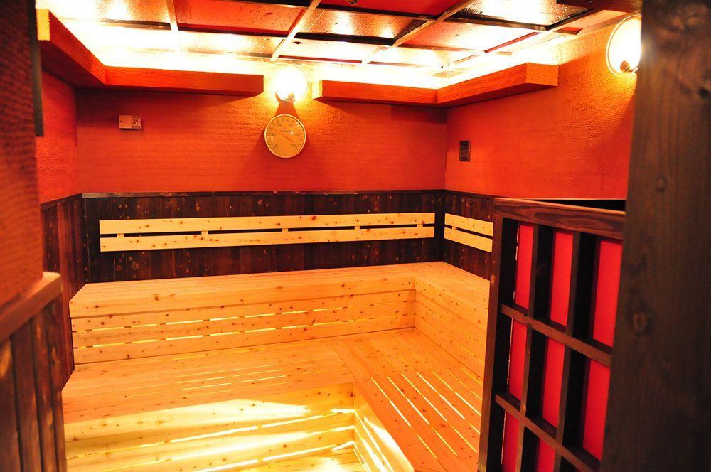 Capsule Hotel & Sauna Ikebukuro Plaza Präfektur Tokio Exterior foto